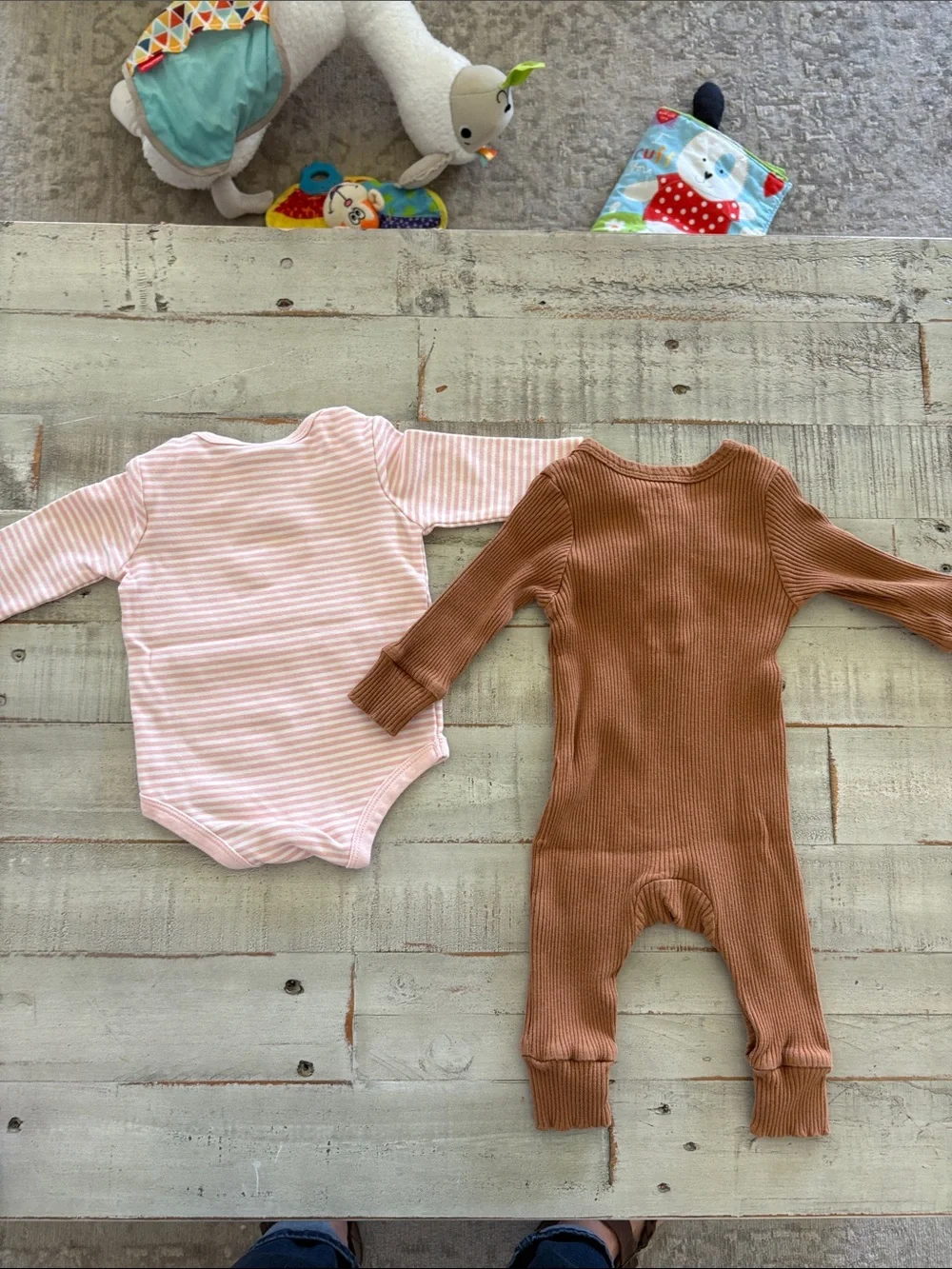 Carter’s Baby Girls 0-3 Months 14 Piece Capsule Wardrobe Bundle